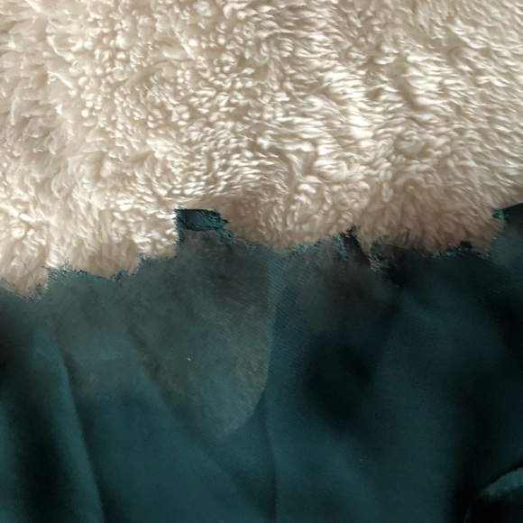 Emerald green chiffon dress with beading - Picture 5 of 6